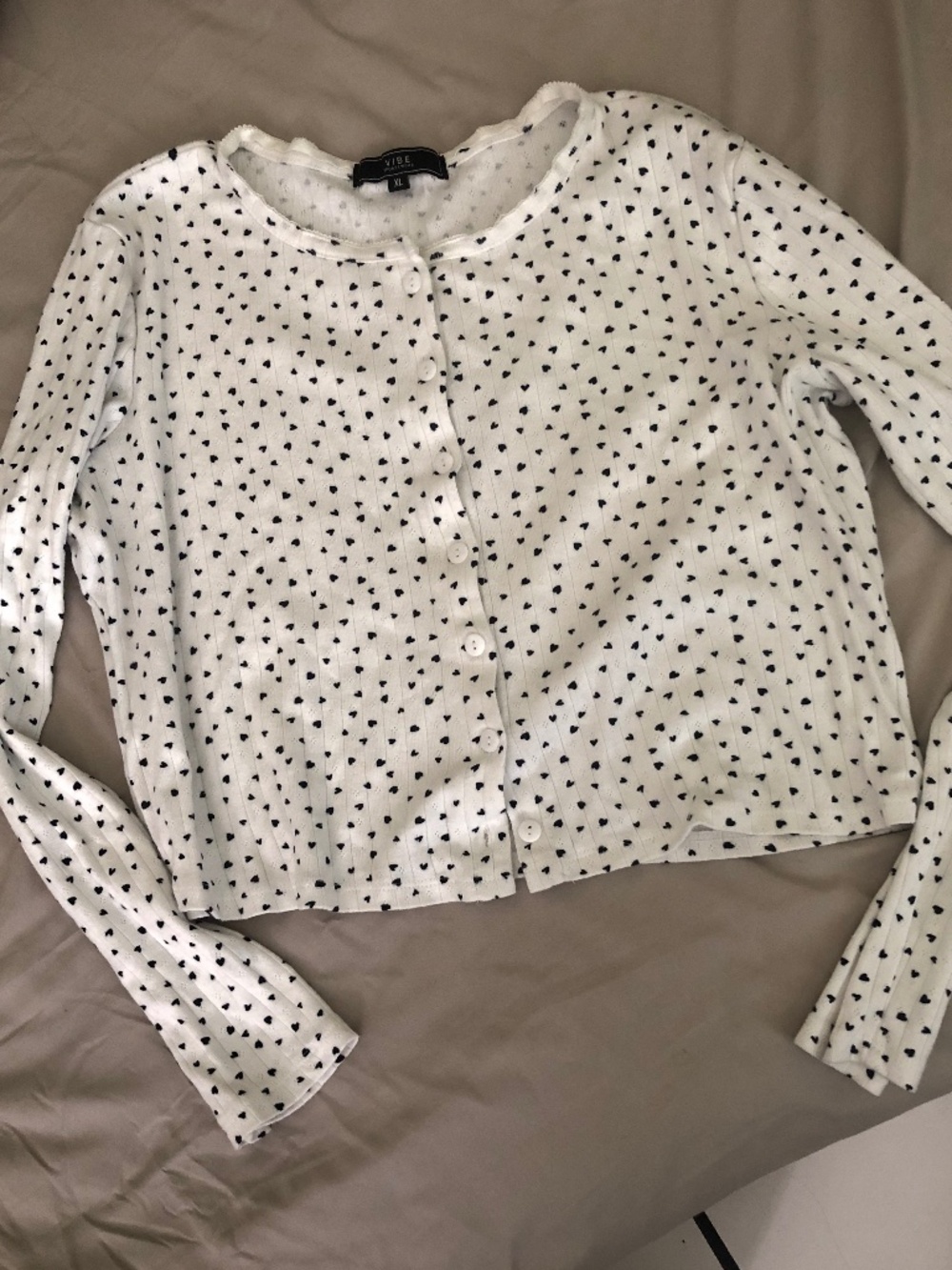 White Long Sleeve Top with Black Hearts 🖤